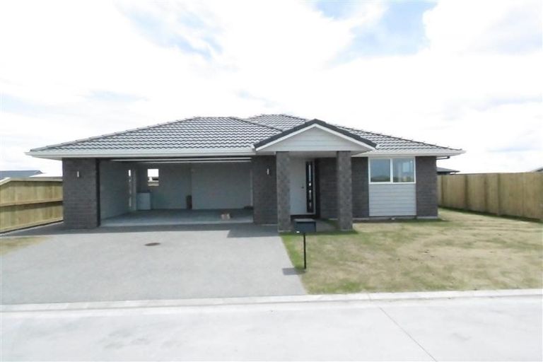 Photo of property in 20 Bill Miller Drive, Papamoa, 3118