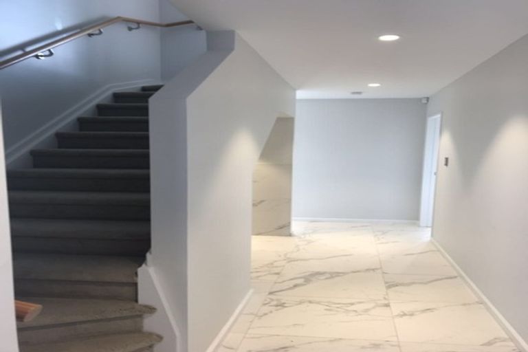 Photo of property in 23 Meritage Lane, Te Atatu South, Auckland, 0610