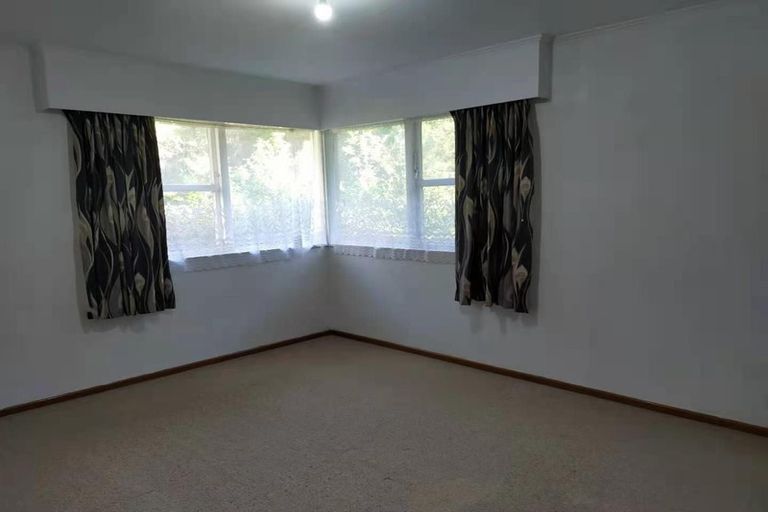 Photo of property in 29 Downing Street, Glenfield, Auckland, 0629