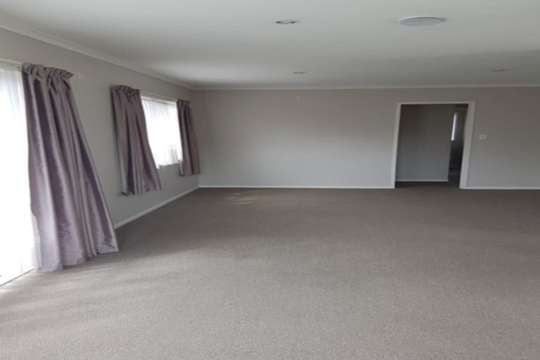 Photo of property in 86 Kelvin Road, Papakura, 2110
