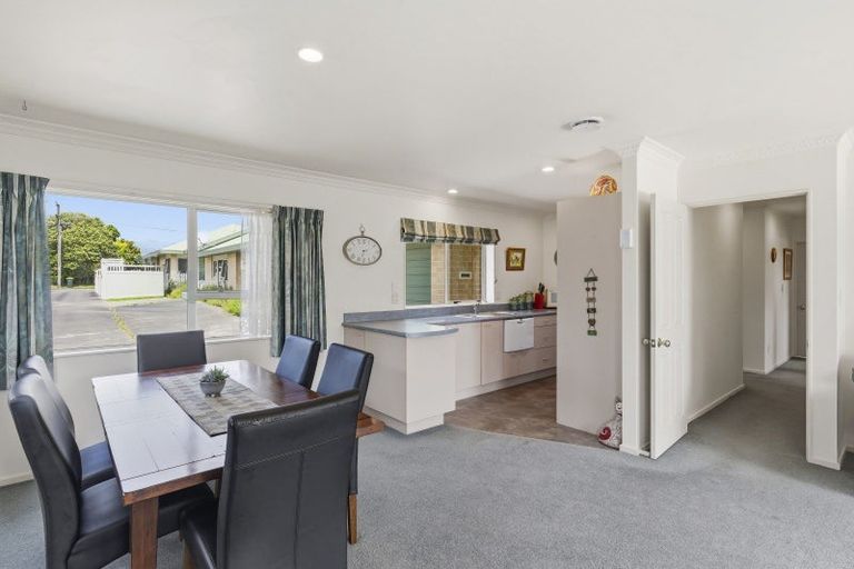 Photo of property in 61b Winchester Street, Levin, 5510