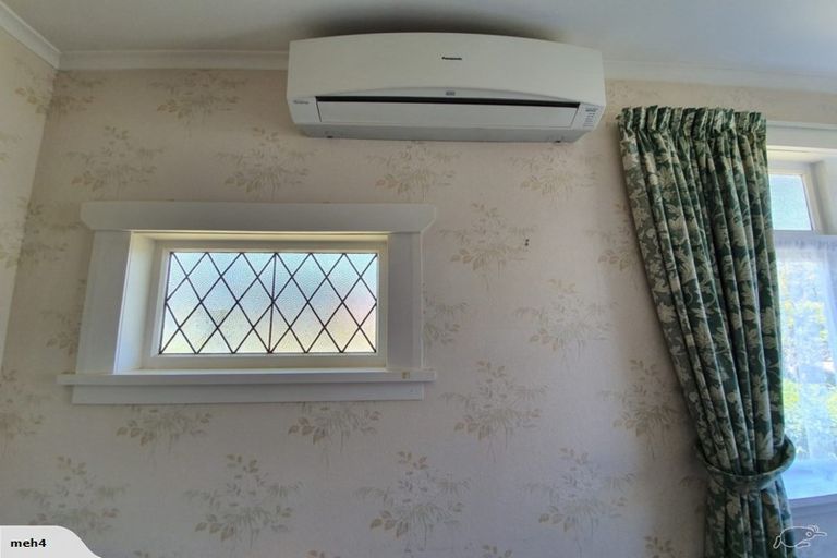 Photo of property in 13 Retter Street, Paparangi, Wellington, 6037