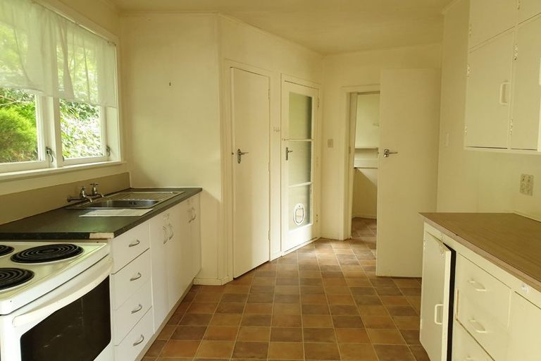 Photo of property in 32 Mimihau Grove, Wainuiomata, Lower Hutt, 5014