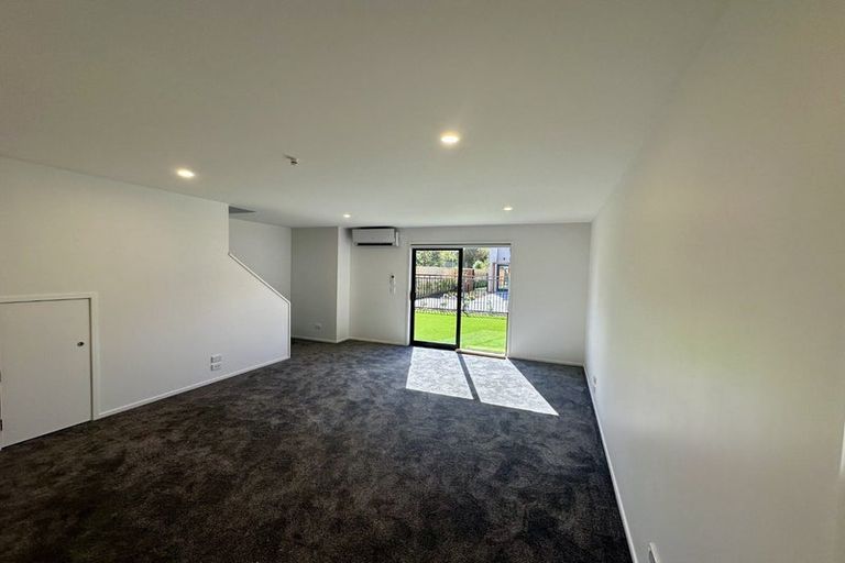 Photo of property in 1/6 Matata Place, Dallington, Christchurch, 8061