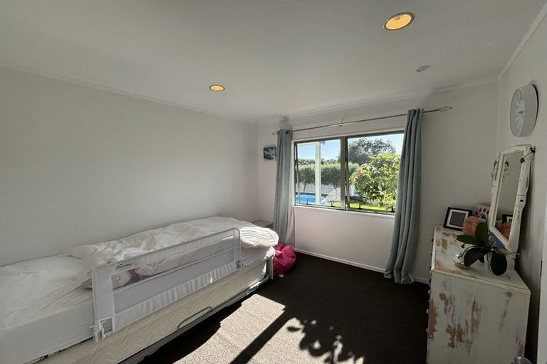 Photo of property in 6b Armitage Place, Tuakau, 2121