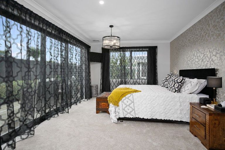 Photo of property in 14 Ruge Court, Cambridge, 3434