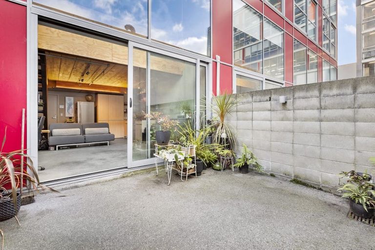 Photo of property in Tattoo Apartments, 13/42u Abel Smith Street, Te Aro, Wellington, 6011