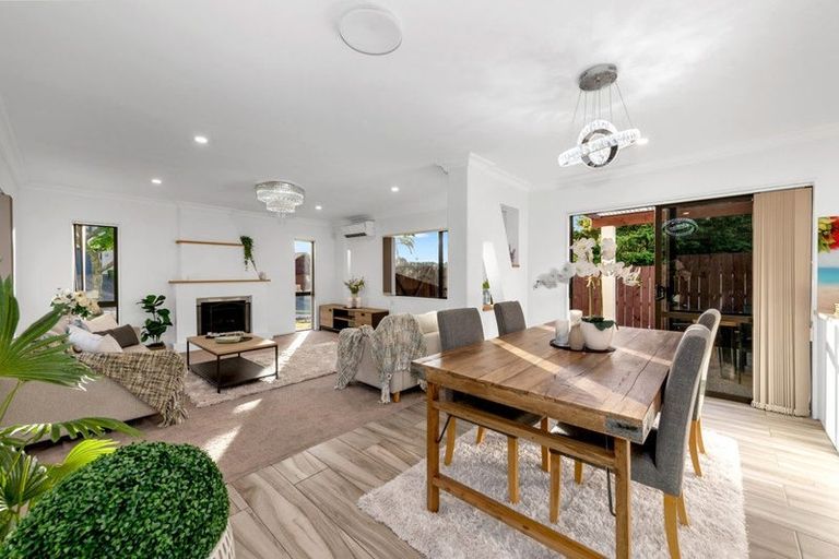 Photo of property in 97 Mt Lebanon Crescent, The Gardens, Auckland, 2105