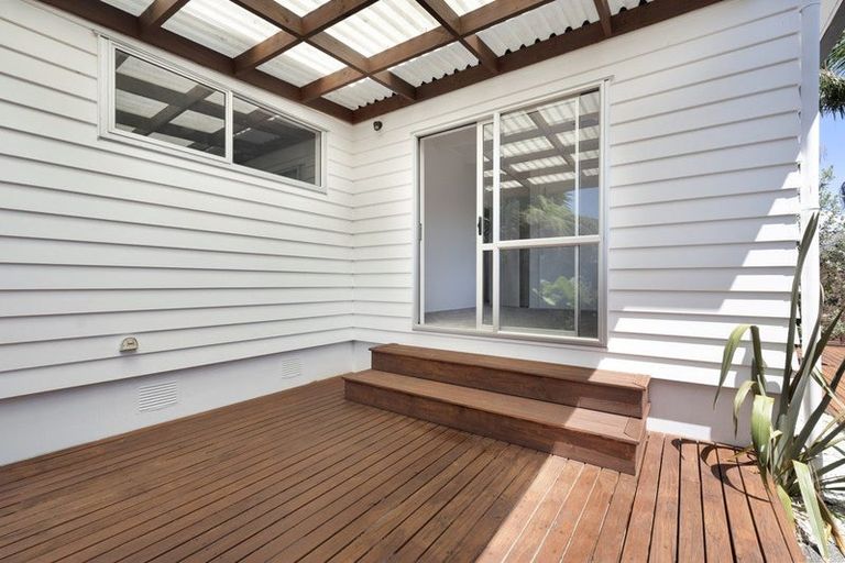 Photo of property in 37c Doment Crescent, Orewa, 0931