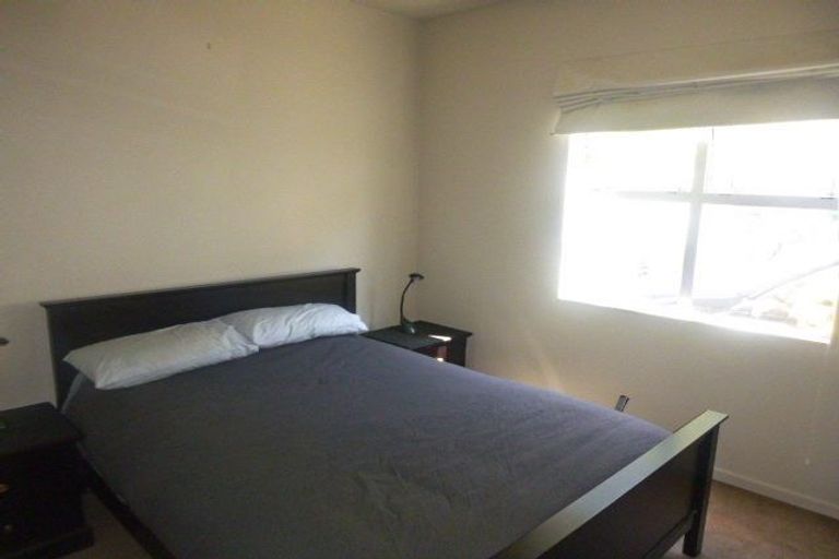 Photo of property in 306u1 Evans Bay Parade, Hataitai, Wellington, 6021