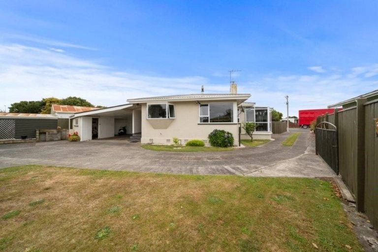 Photo of property in 116 Waihi Road, Hawera, 4610