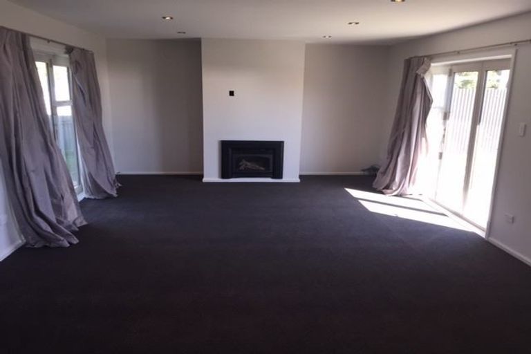 Photo of property in 2a Roscoe Street, Saint Martins, Christchurch, 8022