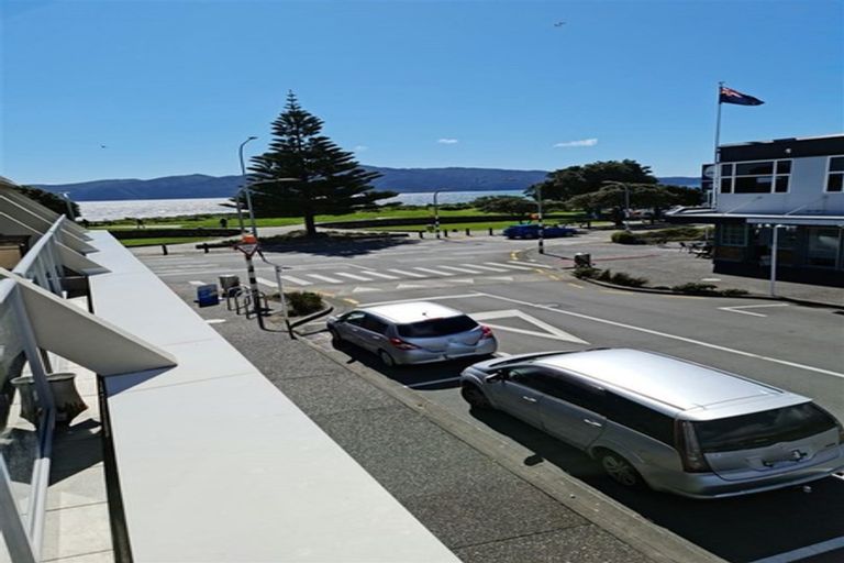 Photo of property in 38b Marine Parade, Paraparaumu Beach, Paraparaumu, 5032