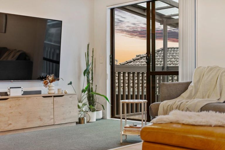 Photo of property in 6 Daytona Road, Henderson, Auckland, 0610