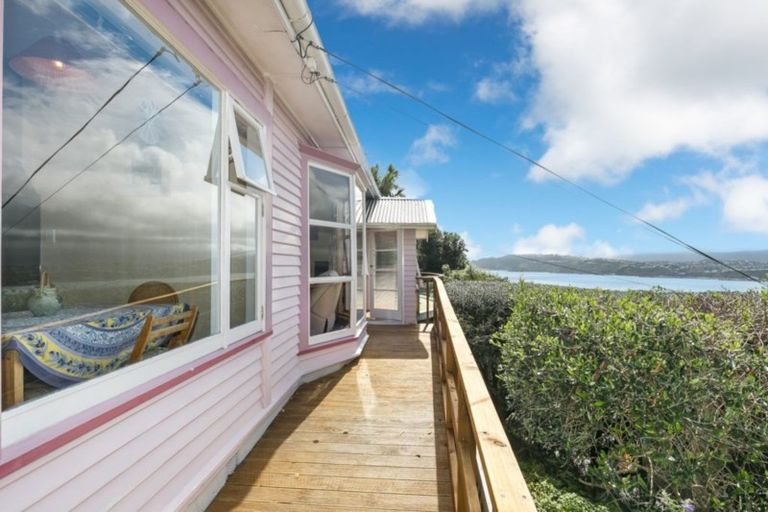 Photo of property in 82 Duncan Terrace, Kilbirnie, Wellington, 6022