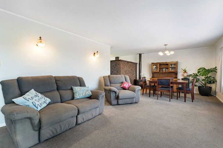 Photo of property in 2/23 Berwyn Avenue, Takanini, 2112