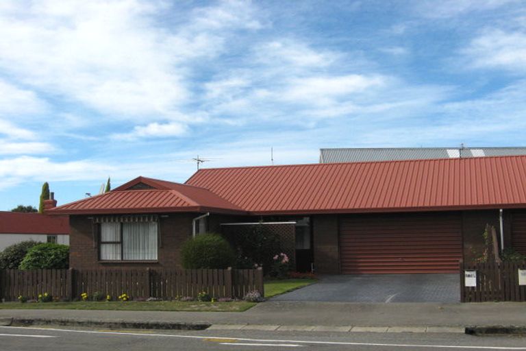 Photo of property in 146 Racecourse Road, Sockburn, Christchurch, 8042