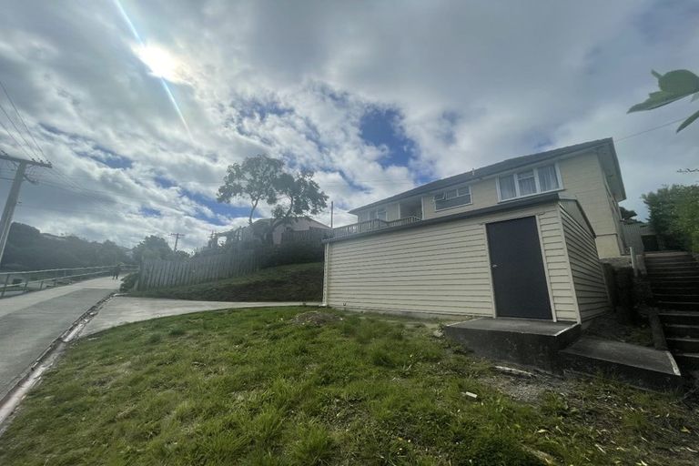 Photo of property in 115 Te Pene Avenue, Titahi Bay, Porirua, 5022