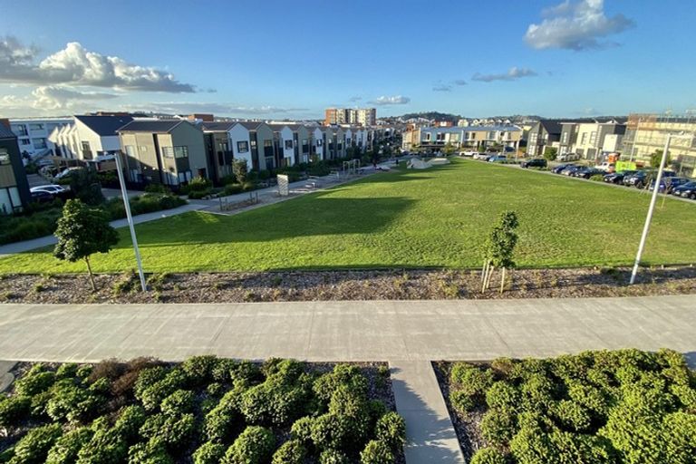 Photo of property in 2/42 Nugget Avenue, Hobsonville, Auckland, 0616