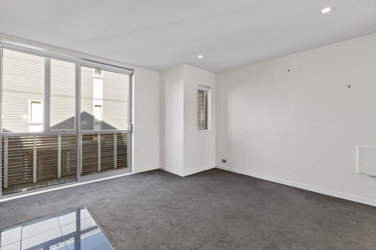 Photo of property in 26 Wright Street, Mount Cook, Wellington, 6021