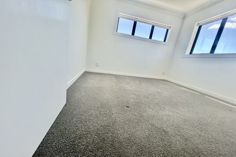 Photo of property in 40b Kervil Avenue, Te Atatu Peninsula, Auckland, 0610