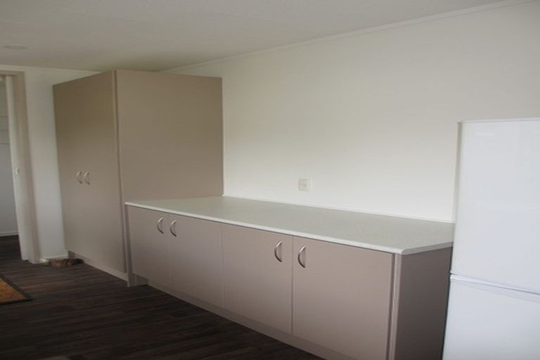 Photo of property in 39 Awaroa Road, Helensville, 0800