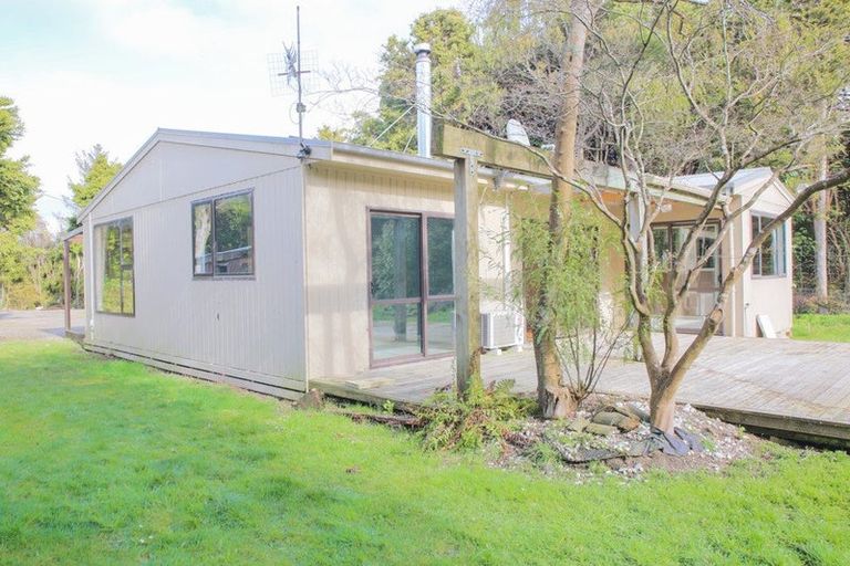 Photo of property in 26 Watt Road, Otatara, Invercargill, 9879