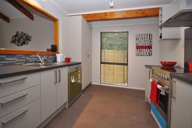Photo of property in 1/40 Lilburn Crescent, Massey, Auckland, 0614