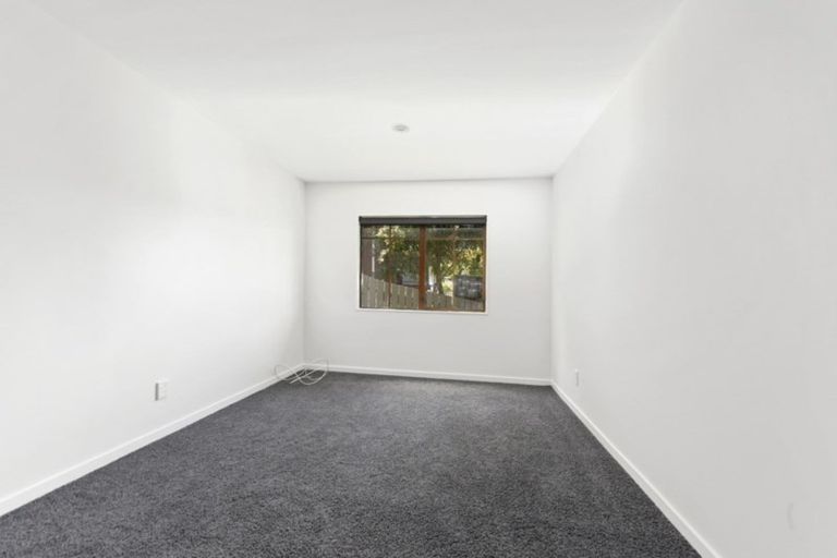 Photo of property in 23 Molyneux Close, Whitby, Porirua, 5024