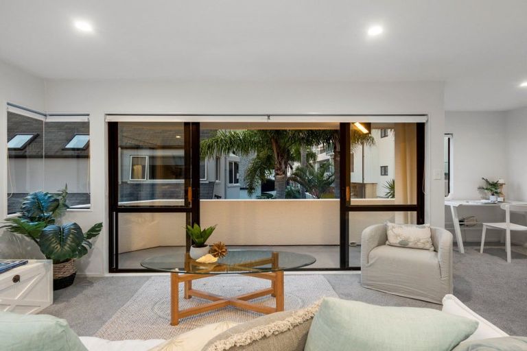 Photo of property in 3 The Mall, Mount Maunganui, 3116