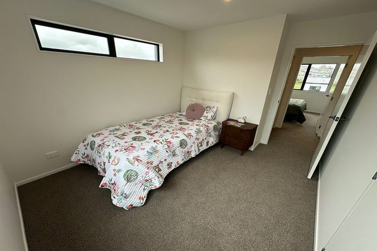 Photo of property in 8/4 Limestone Drive, Hobsonville, Auckland, 0616