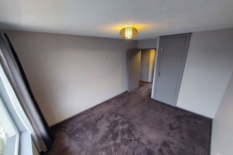 Photo of property in 50 Chipping Lane, Redwood, Christchurch, 8051