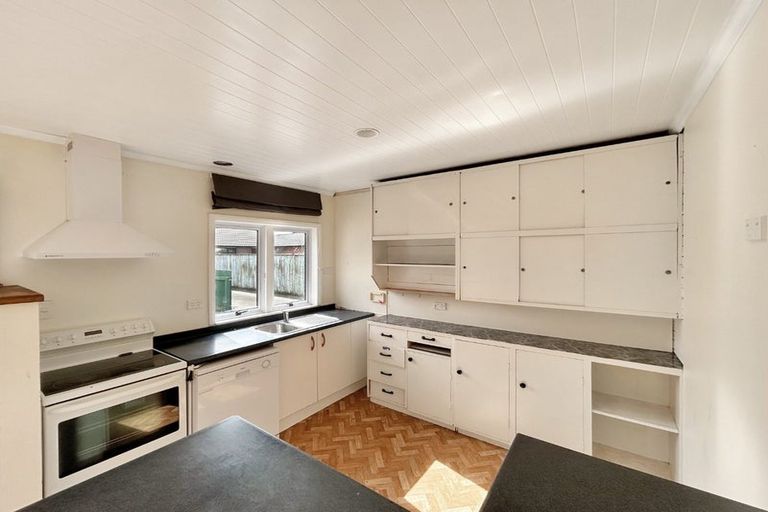 Photo of property in 217 College Street, West End, Palmerston North, 4412