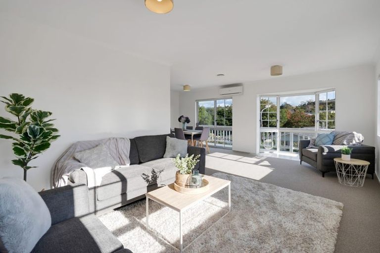Photo of property in 51 Cumberland Street, Merrilands, New Plymouth, 4312