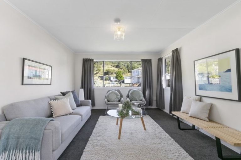 Photo of property in 22 Hamstead Street, Wainuiomata, Lower Hutt, 5014
