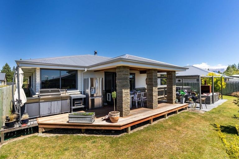 Photo of property in 27 Rhoboro Road, Twizel, 7901