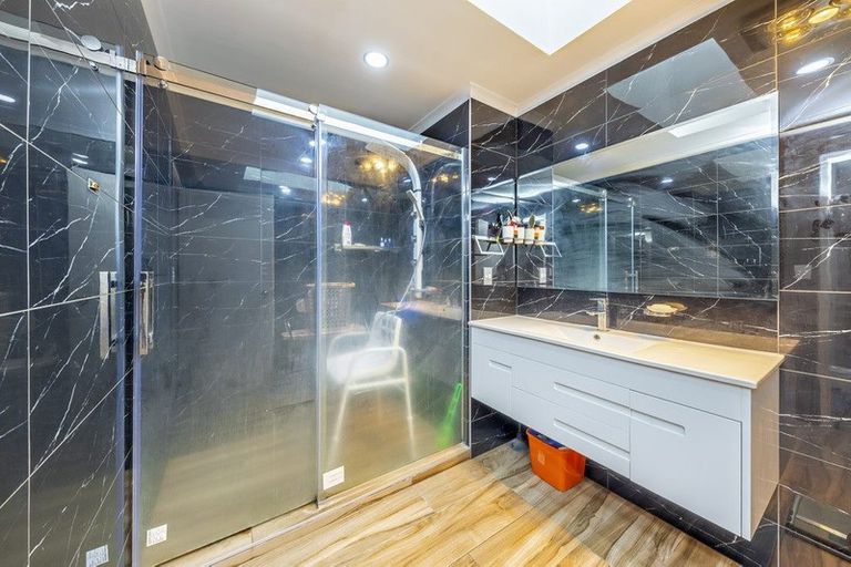 Photo of property in 5 Whitbourne Heights, Manurewa, Auckland, 2105