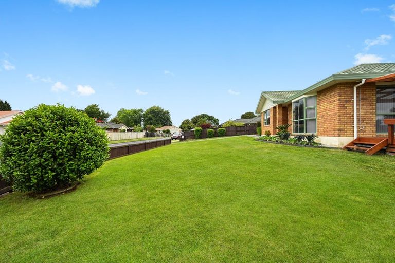 Photo of property in 2 Shannon Place, Nawton, Hamilton, 3200