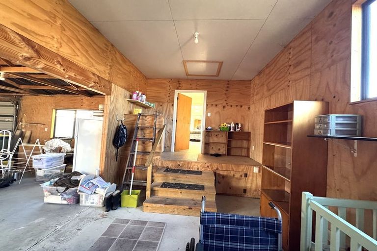 Photo of property in 24 Lanark Street, Balclutha, 9230
