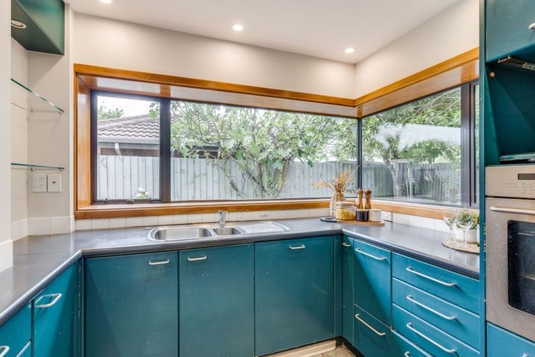 Photo of property in 2/155 Yaldhurst Road, Sockburn, Christchurch, 8042