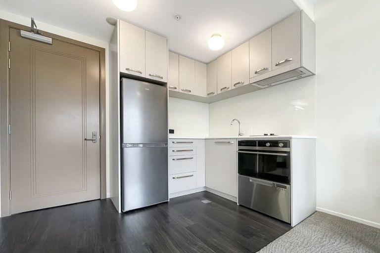 Photo of property in 103/3u Roxburgh Street, Mount Victoria, Wellington, 6011