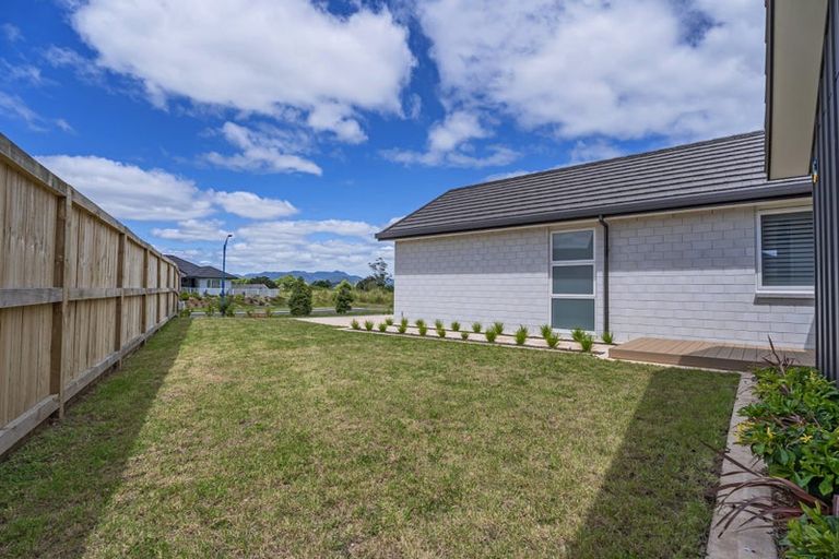 Photo of property in 5 Onerere Drive, Whitianga, 3510