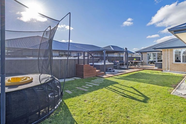 Photo of property in 5 Fountain Place, Rolleston, 7614