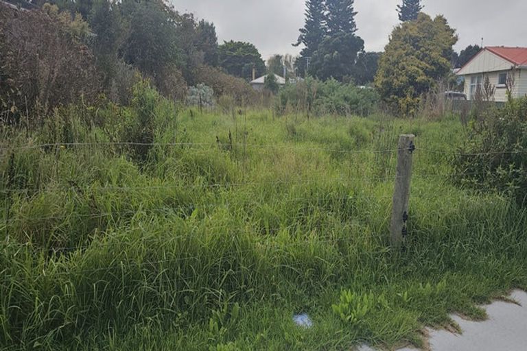 Photo of property in 6 Elizabeth Street, Patea, 4520