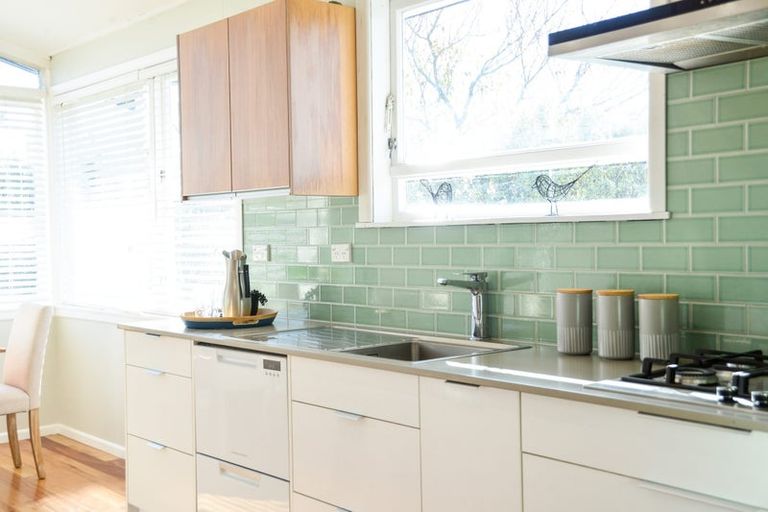 Photo of property in 49 English Street, St Andrews, Hamilton, 3200