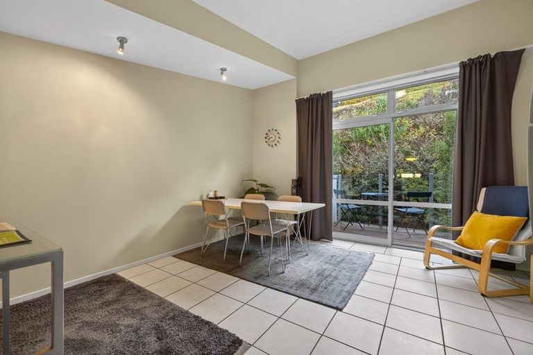 Photo of property in Greenstone Terraces, 8/716 Frankton Road, Queenstown, 9300