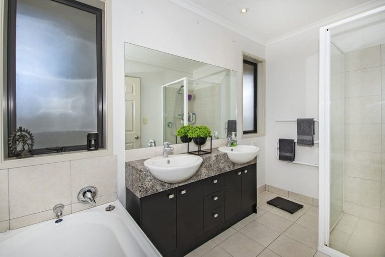 Photo of property in 6 Mcainch Place, Te Kamo, Whangarei, 0112