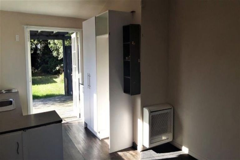 Photo of property in 15 Manning Place, Woolston, Christchurch, 8023