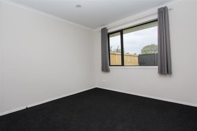 Photo of property in 8b Rutherford Street, Chedworth, Hamilton, 3210