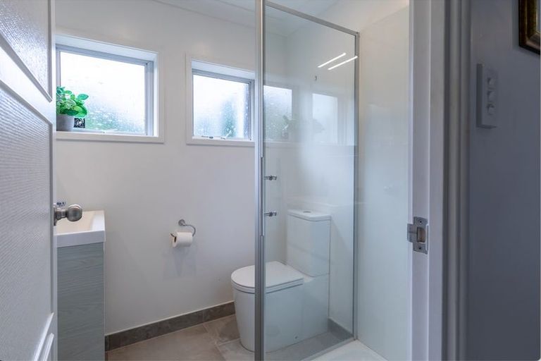 Photo of property in 45 Huia Road, Titirangi, Auckland, 0604